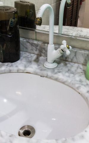 Casa de condomínio para alugar com 120m², 4 quartos e 2 vagas Casa de condomínio para alugar com 120m², 4 quartos e 2 vagasDetalhe pia