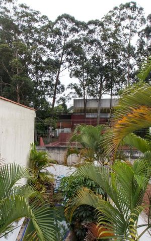 Casa à venda com 500m², 5 quartos e 3 vagasVista do Quintal dos Fundos 