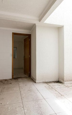 Casa à venda com 500m², 5 quartos e 3 vagasArea de Serviço com Quarto e Banheiro 