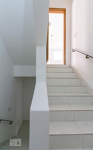 Casa à venda com 500m², 5 quartos e 3 vagasEscada de Acesso ao Salão de Festas 