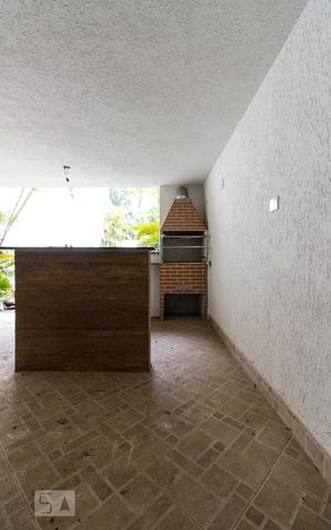 Casa à venda com 500m², 5 quartos e 3 vagasChurrasqueira 
