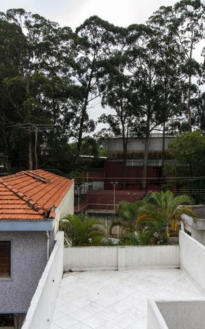Casa à venda com 500m², 5 quartos e 3 vagasVista da Janela do Quarto Suíte 3 