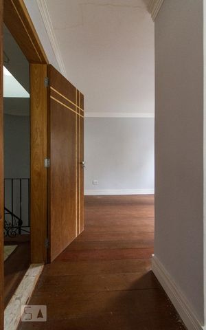 Casa à venda com 500m², 5 quartos e 3 vagasQuarto Suíte 1