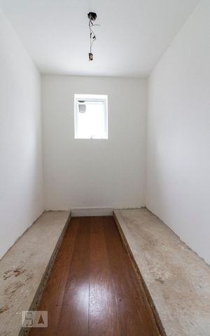 Casa à venda com 500m², 5 quartos e 3 vagasCloset Quarto Suíte 1