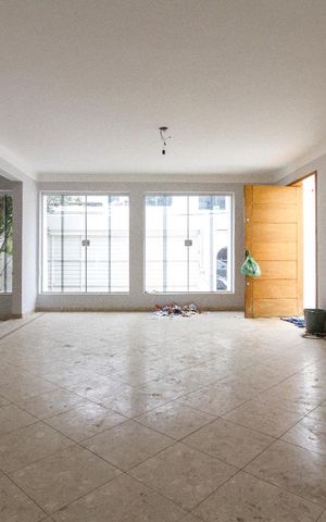 Casa à venda com 500m², 5 quartos e 3 vagasSala 