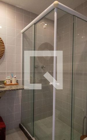 Apartamento para alugar com 160m², 3 quartos e 3 vagas Apartamento para alugar com 160m², 3 quartos e 3 vagasBanheiro Social 1