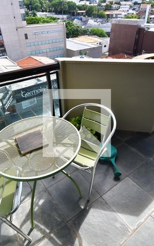 Apartamento à venda com 74m², 1 quarto e 1 vagaSala - Sacada