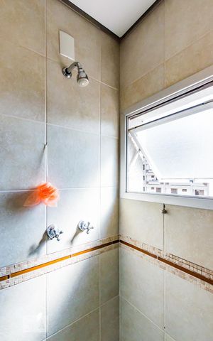 Apartamento à venda com 101m², 2 quartos e 1 vaga Apartamento à venda com 101m², 2 quartos e 1 vagaBanheiro