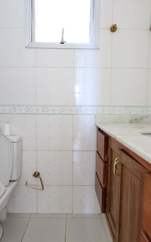 Apartamento para alugar com 72m², 2 quartos e 1 vagaBanheiro