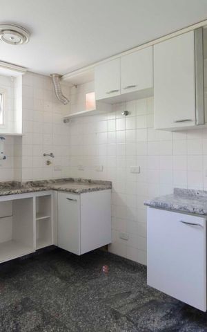 Apartamento à venda com 150m², 3 quartos e 2 vagasCozinha