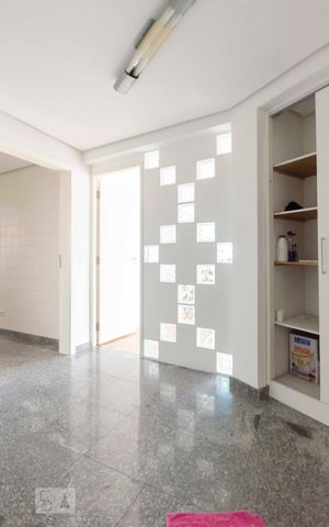 Apartamento à venda com 150m², 3 quartos e 2 vagasLavanderia