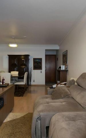 Apartamento à venda com 90m², 3 quartos e 2 vagasSala