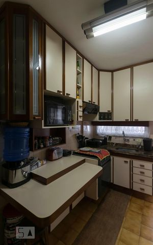 Apartamento à venda com 90m², 3 quartos e 2 vagasCozinha (Armários)
