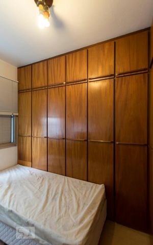 Apartamento à venda com 90m², 3 quartos e 2 vagasQuarto 3 - Suíte (Armários)