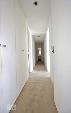 Apartamento à venda com 147m², 4 quartos e 3 vagasCorredor