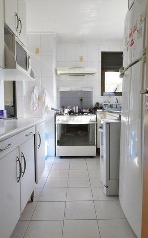 Apartamento à venda com 98m², 3 quartos e 3 vagasCozinha