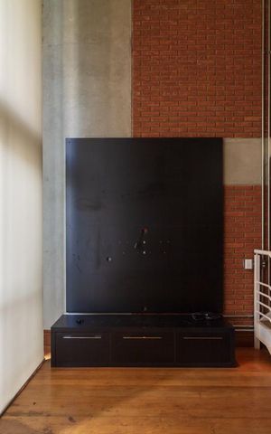 Studio à venda com 80m², 1 quarto e 2 vagas Studio à venda com 80m², 1 quarto e 2 vagasSala