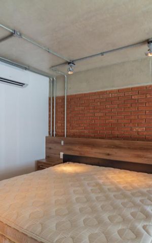 Studio à venda com 80m², 1 quarto e 2 vagas Studio à venda com 80m², 1 quarto e 2 vagasSuíte