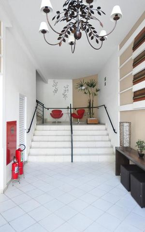 Apartamento para alugar com 106m², 2 quartos e 2 vagasHall social