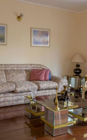 Casa à venda com 400m², 3 quartos e 3 vagasSala
