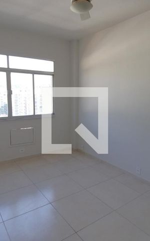 Apartamento à venda com 95m², 3 quartos e 1 vagaSuite