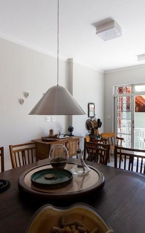 Casa para alugar com 200m², 4 quartos e 2 vagasSala