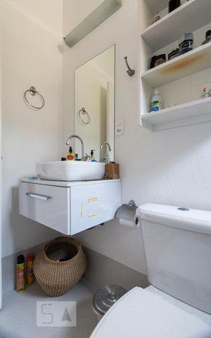Casa para alugar com 200m², 4 quartos e 2 vagasSuíte quarto 3