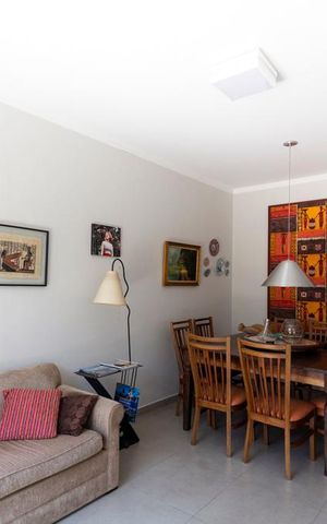 Casa para alugar com 200m², 4 quartos e 2 vagasSala