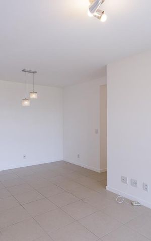 Apartamento à venda com 100m², 3 quartos e 2 vagasSala