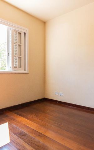 Casa de condomínio à venda com 160m², 2 quartos e 2 vagas Casa de condomínio à venda com 160m², 2 quartos e 2 vagasSuíte