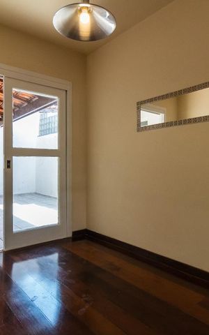 Casa de condomínio à venda com 160m², 2 quartos e 2 vagas Casa de condomínio à venda com 160m², 2 quartos e 2 vagasSala de Jantar