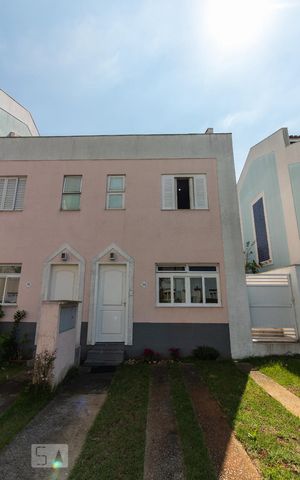 Casa de condomínio à venda com 160m², 2 quartos e 2 vagas Casa de condomínio à venda com 160m², 2 quartos e 2 vagasFachada - Casa