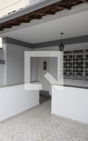 Casa para alugar com 220m², 3 quartos e sem vagaVaranda