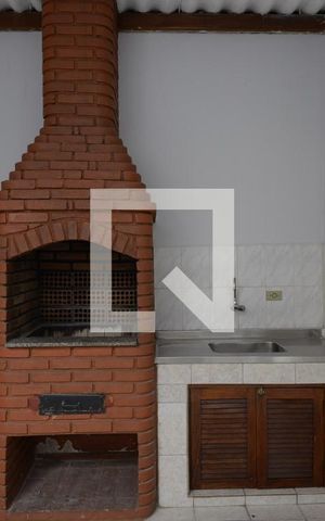 Casa para alugar com 220m², 3 quartos e sem vagaChurrasqueira/ Quintal