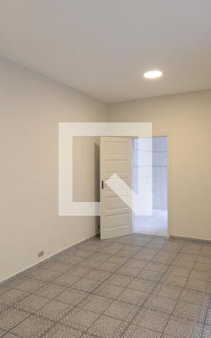 Casa para alugar com 220m², 3 quartos e sem vagaCopa
