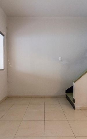 Casa à venda com 120m², 2 quartos e 1 vagaSala 