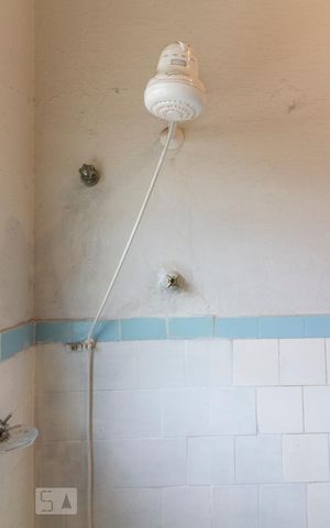Casa à venda com 120m², 2 quartos e 1 vagaChuveiro do Banheiro Social 