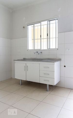 Casa à venda com 120m², 2 quartos e 1 vagaCozinha 