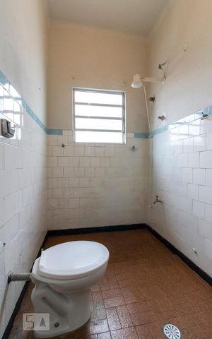 Casa à venda com 120m², 2 quartos e 1 vagaBanheiro Social 