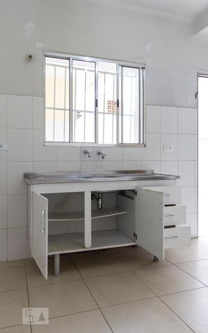 Casa à venda com 120m², 2 quartos e 1 vagaArmário da Cozinha 