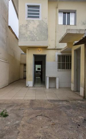 Casa à venda com 120m², 2 quartos e 1 vagaQuintal dos Fundos 