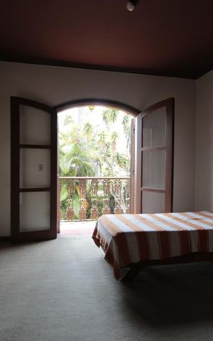 Casa à venda com 330m², 4 quartos e 6 vagasQuarto 2