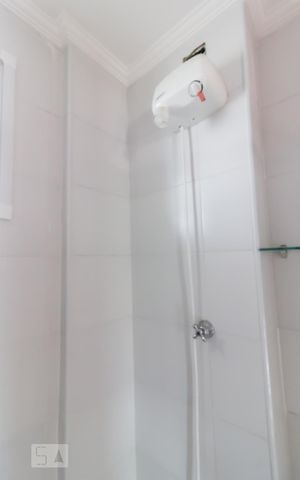 Apartamento à venda com 68m², 3 quartos e 2 vagas Apartamento à venda com 68m², 3 quartos e 2 vagasBanheiro social