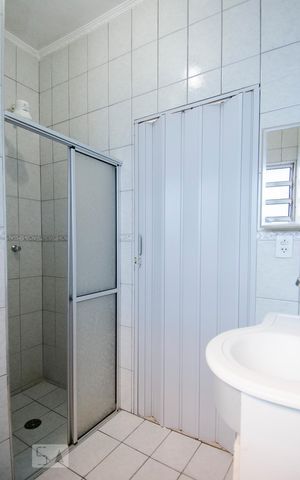 Casa para alugar com 150m², 4 quartos e 2 vagasBanheiro da Suíte