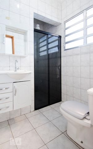 Casa para alugar com 150m², 4 quartos e 2 vagasBanheiro
