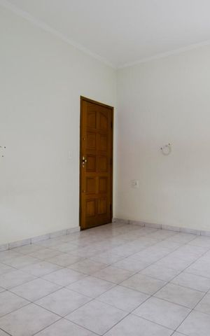 Casa para alugar com 150m², 4 quartos e 2 vagasSala