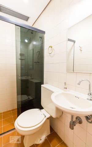 Apartamento à venda com 96m², 3 quartos e 1 vaga Apartamento à venda com 96m², 3 quartos e 1 vagaBanheiro