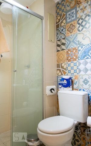Apartamento para alugar com 50m², 2 quartos e 1 vaga Apartamento para alugar com 50m², 2 quartos e 1 vagaBanheiro