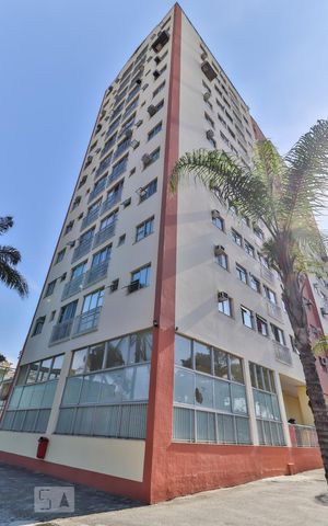 Apartamento para alugar com 60m², 2 quartos e 2 vagas Apartamento para alugar com 60m², 2 quartos e 2 vagasFachada