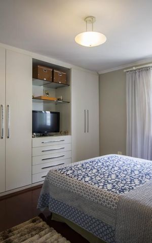 Apartamento para alugar com 170m², 3 quartos e 2 vagas Apartamento para alugar com 170m², 3 quartos e 2 vagasQuarto suíte